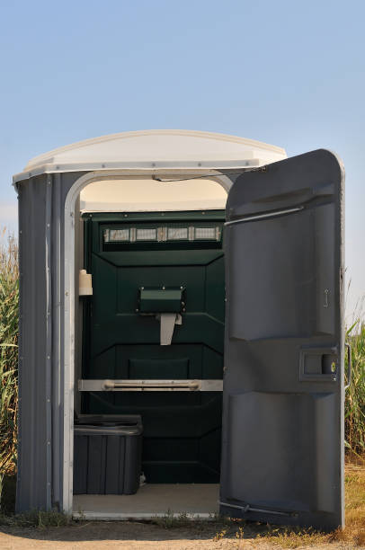 Best Luxury portable toilet rental  in Mather, CA